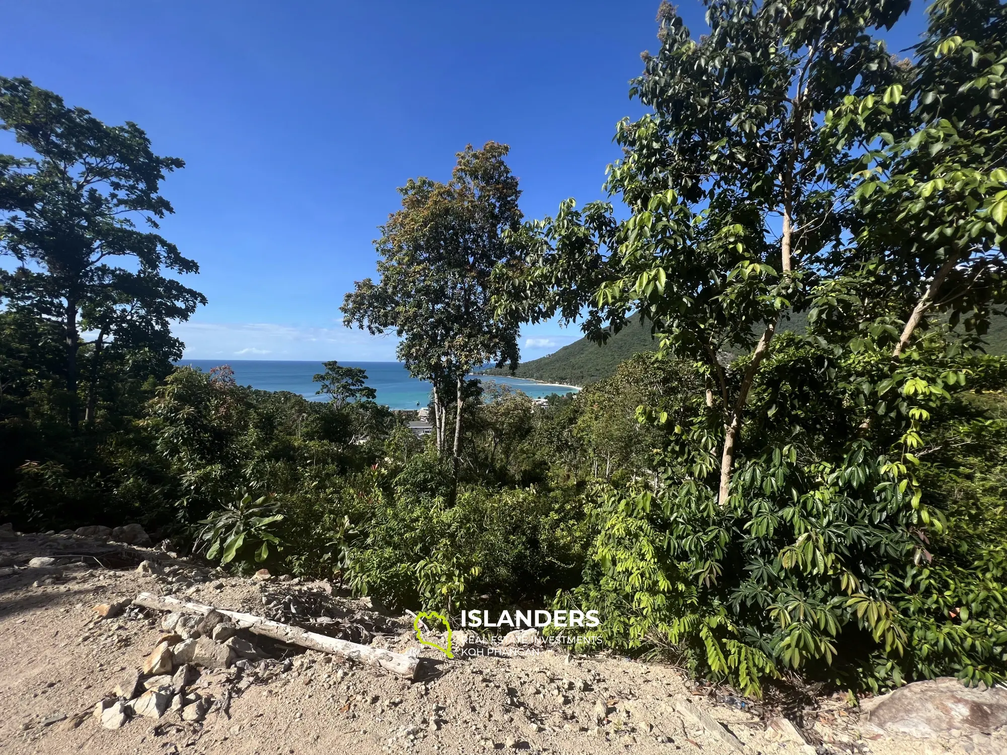 Sea View Land in Chaloklam: The Perfect Spot for Your Project. 7000000 THB per 1 Rai