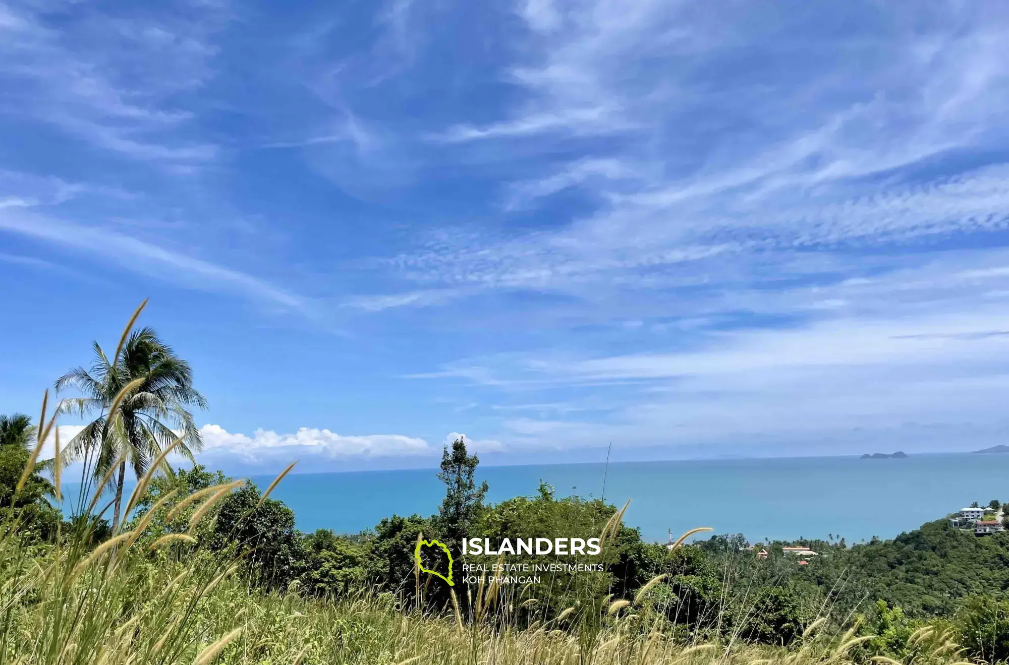 7,6 Rai Étonnant Terrain avec Vue sur la Mer à 180 Degrés à Bang Por