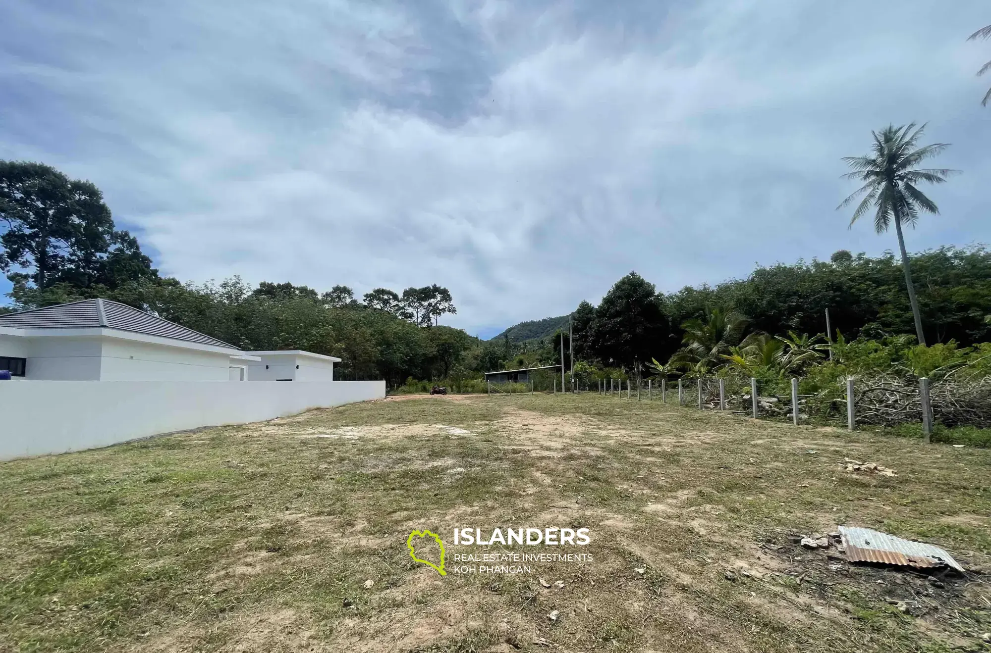 Terrain avec vue sur la montagne à Bang Kao à vendre