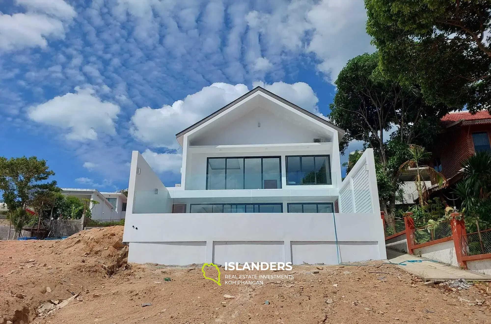 Newly Built Sunset View Villa in Bangrak for Sale