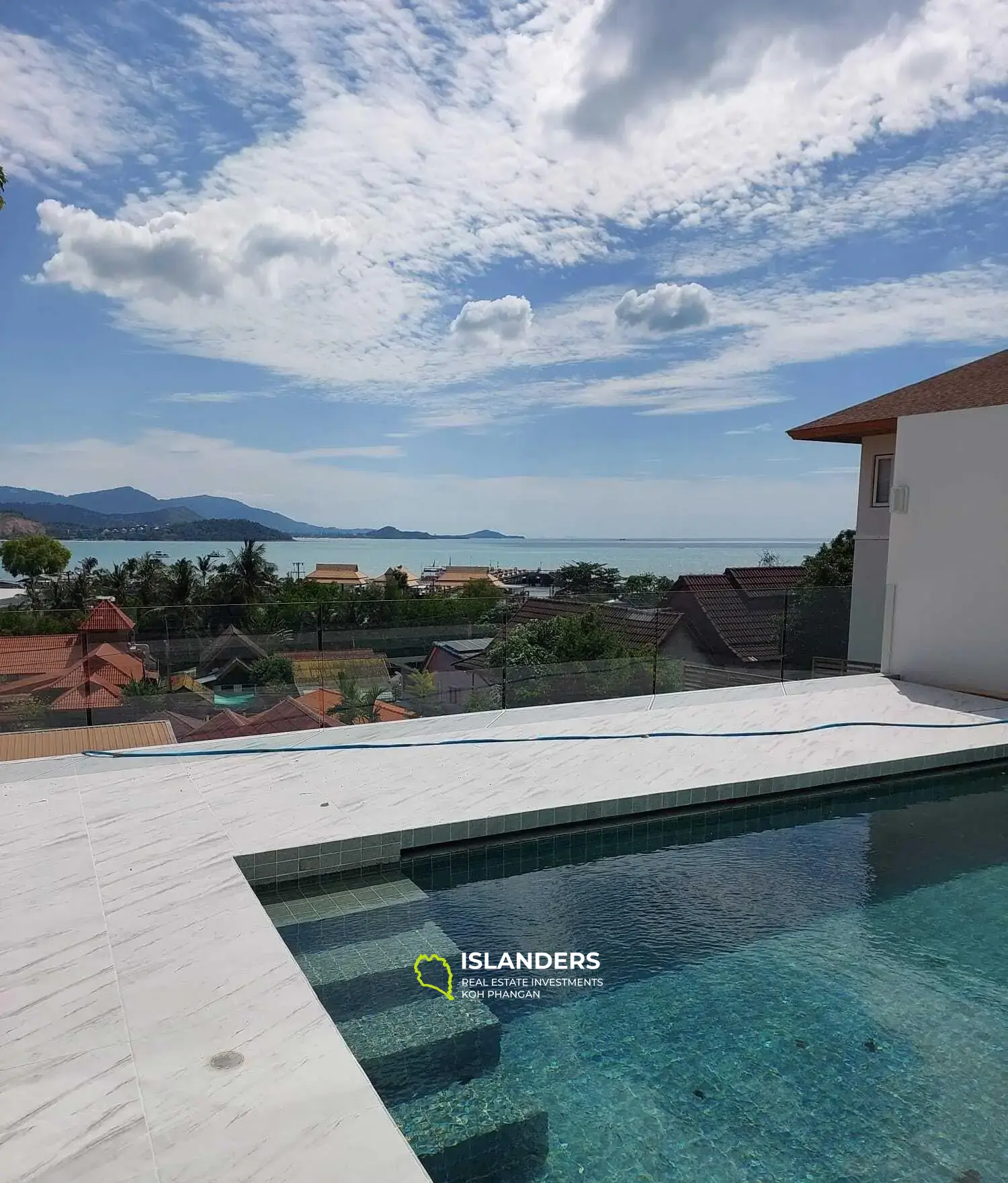 Neu gebaute Villa mit Blick auf den Sonnenuntergang in Bangrak zu verkaufen