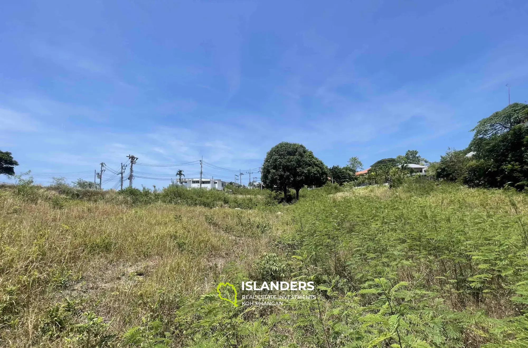 Terrain avec vue sur la mer et surplombant la baie de Bangrak à vendre