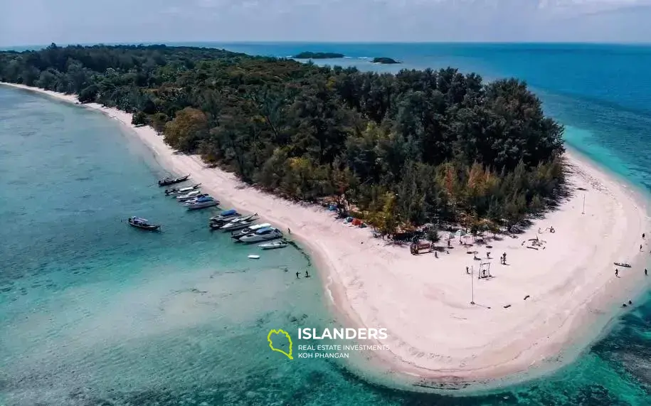 Incroyable terrain paradisiaque sur l'île de Koh Rap