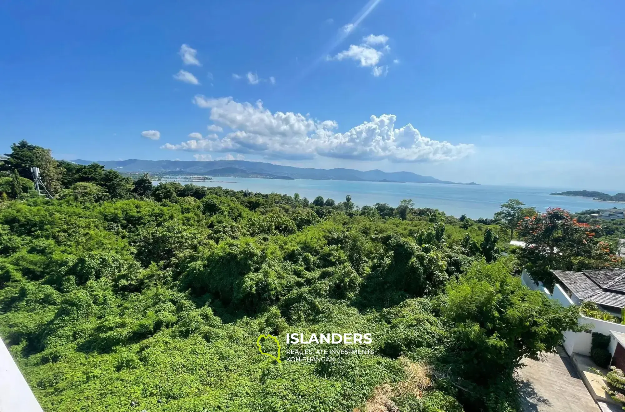 Terrain de 1 265 m² avec vue sur la mer à Plai Laem à vendre