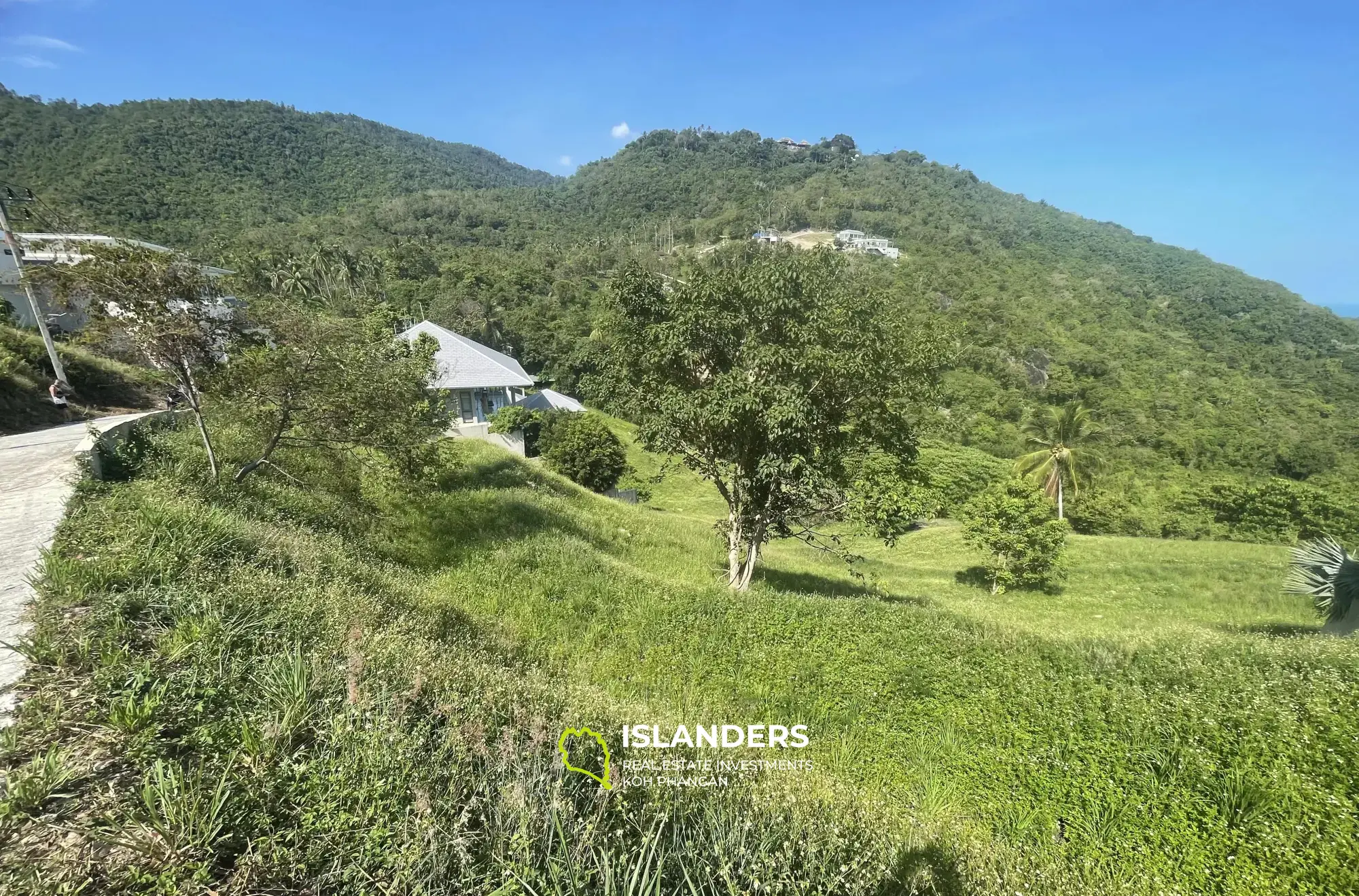 1.696 m² großes, atemberaubendes Grundstück mit Meerblick in Taling Ngam