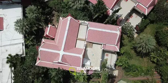 Hôtel en bord de mer à vendre à côté de la plage de Bang Por