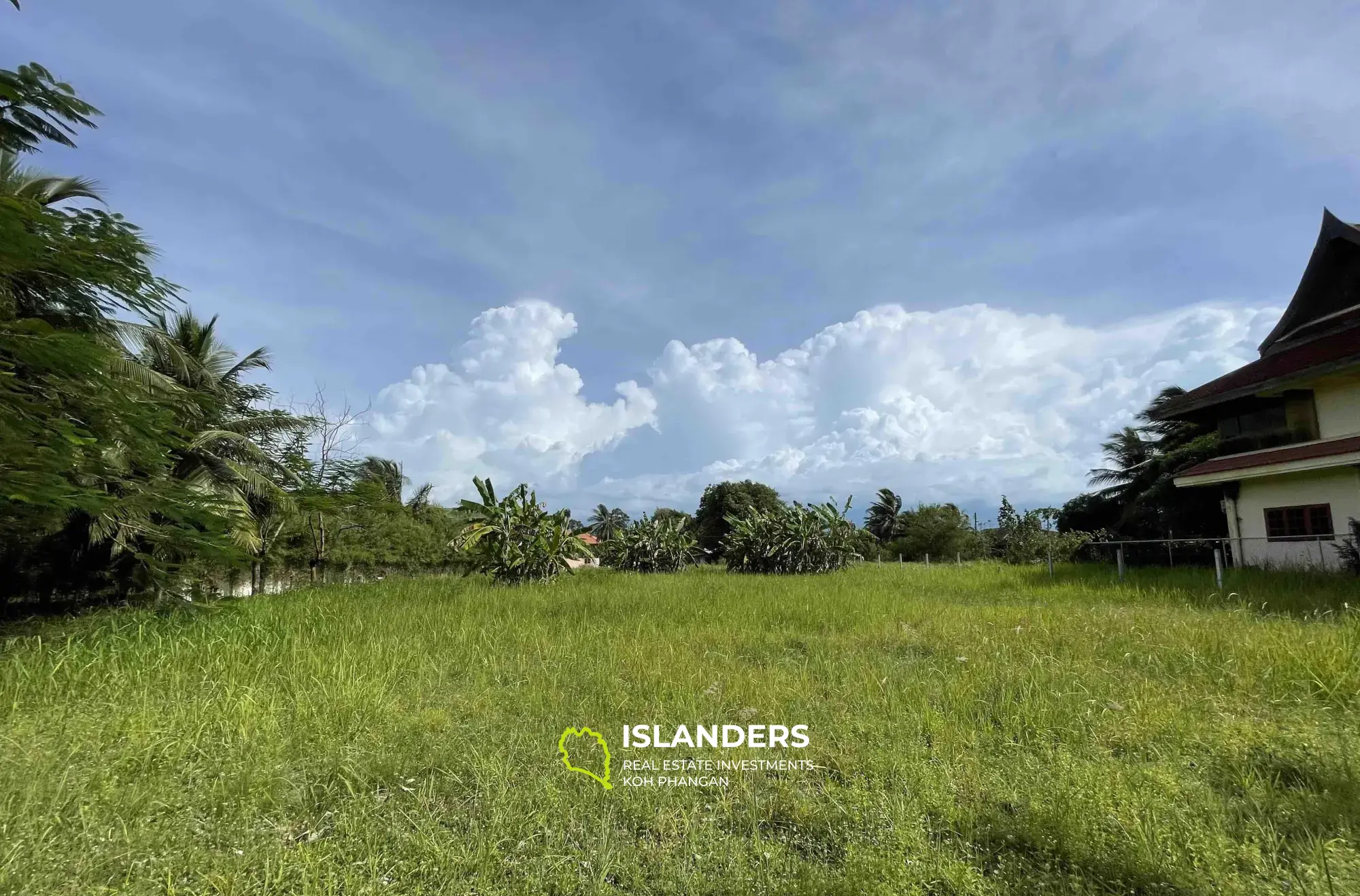 Flat Land Near the Beach in Lipa Noi for Sale