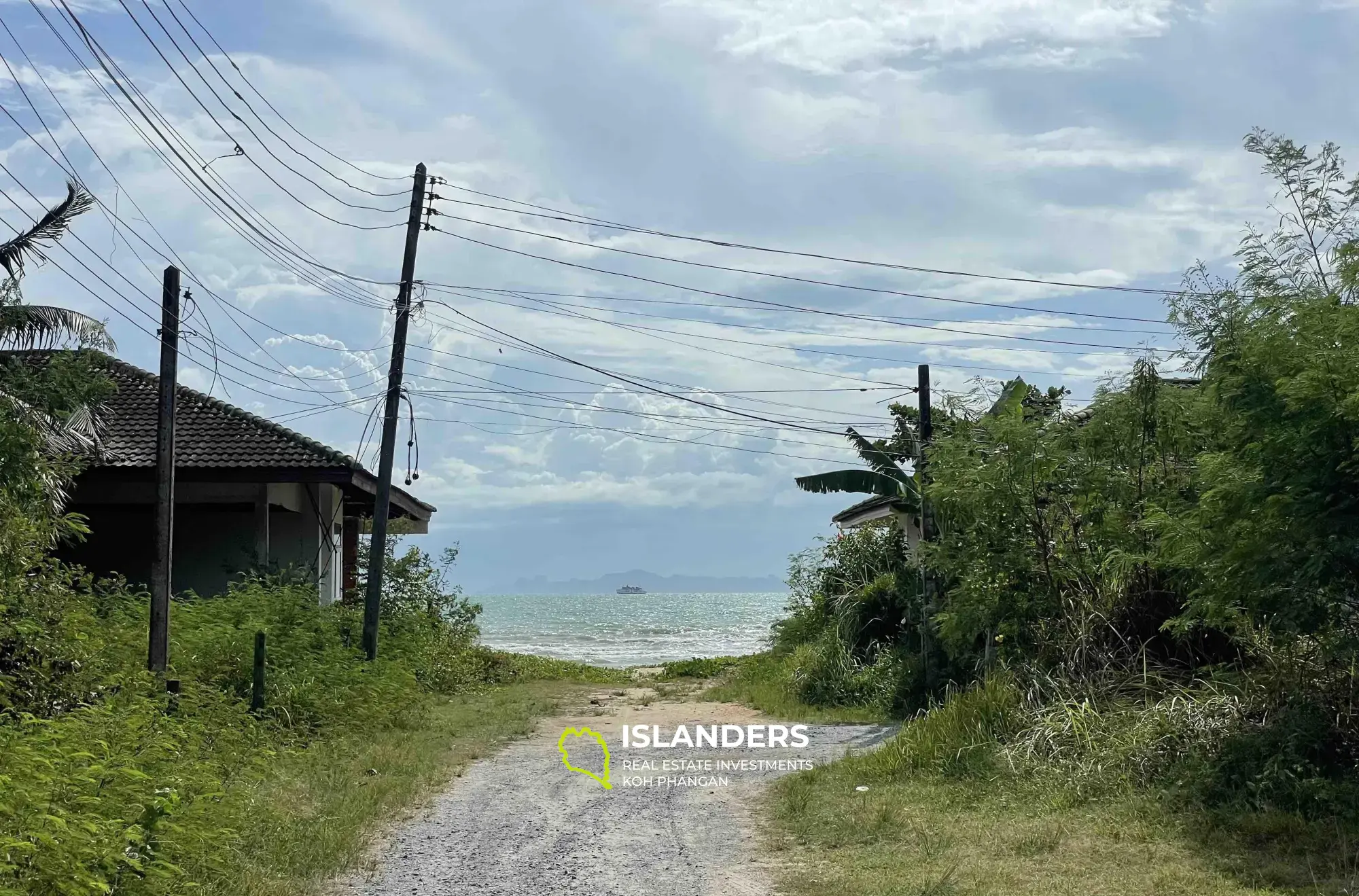 Flaches Grundstück in Strandnähe in Lipa Noi zu verkaufen