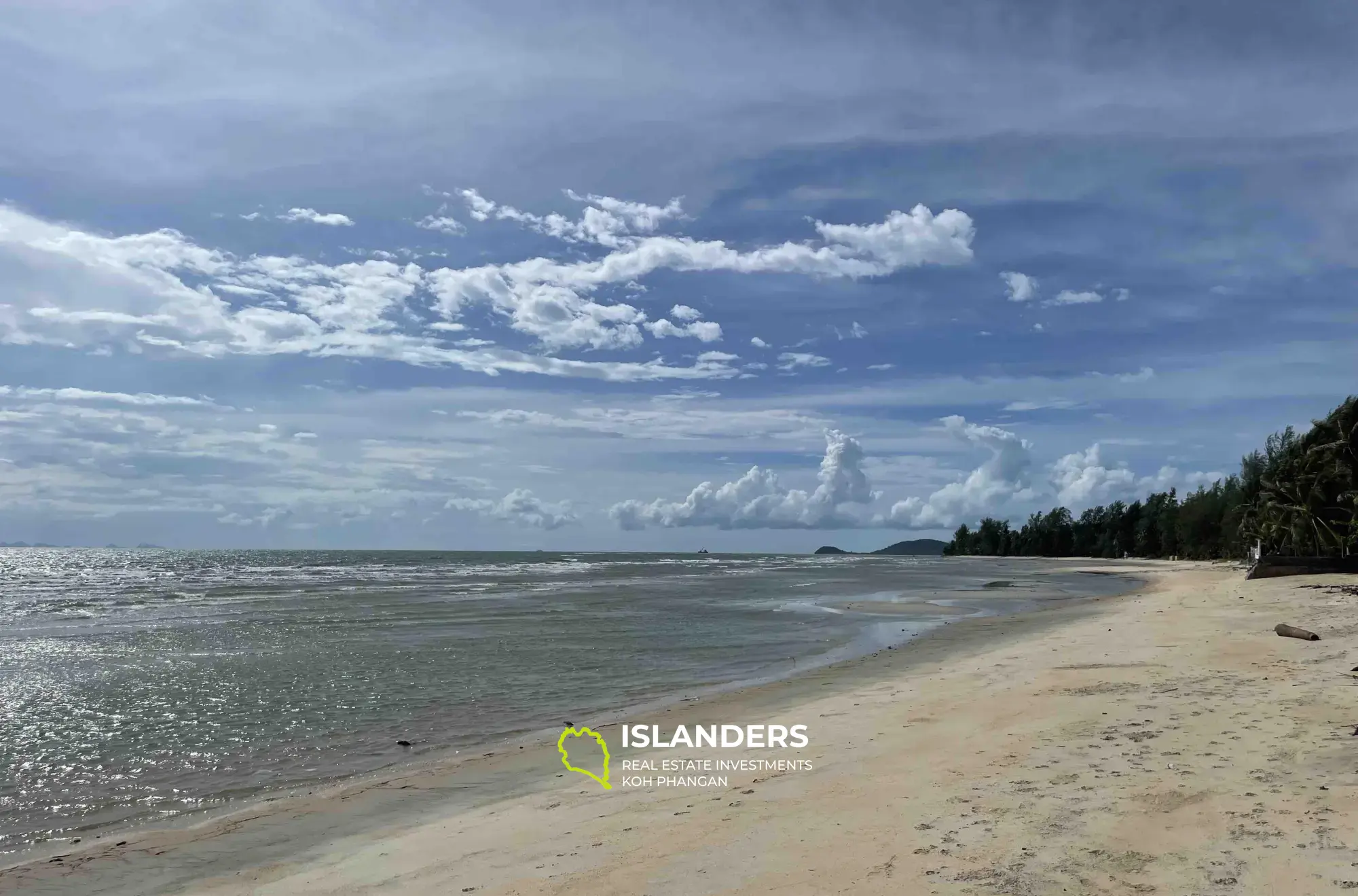 Flat Land Near the Beach in Lipa Noi for Sale