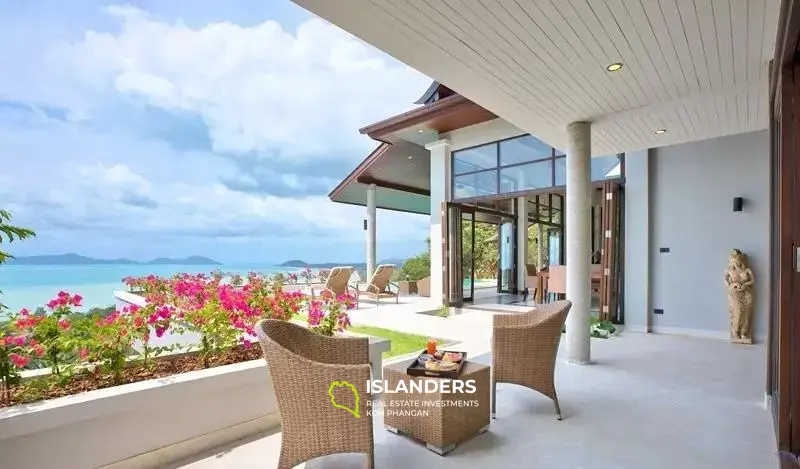 Villa de luxe avec une vue imprenable à Lamai à vendre