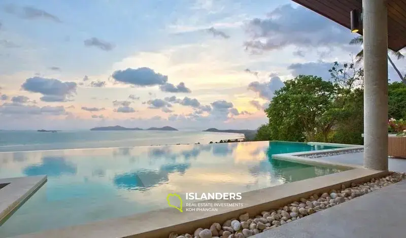 Luxury Villa with Stunning Views in Lamai for Sale