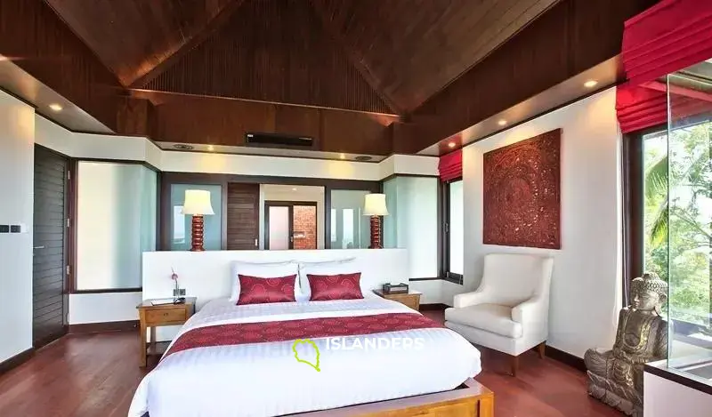 Luxury Villa with Stunning Views in Lamai for Sale