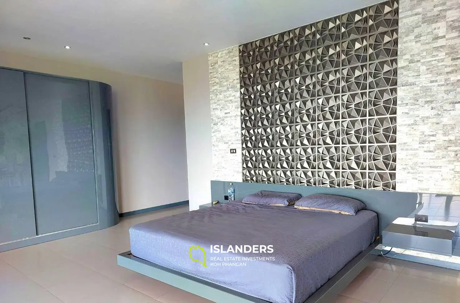 5 Bedroom Villa for sale at Chaweng Modern Villas 