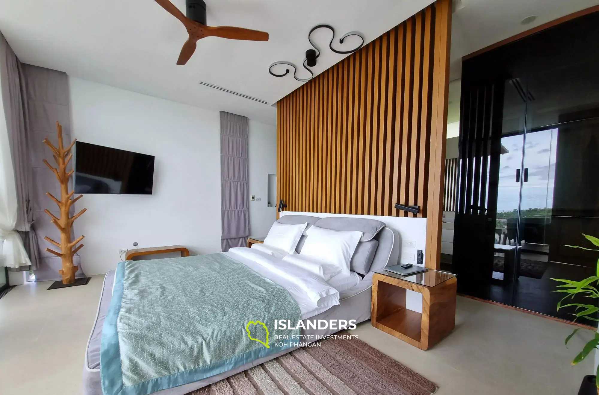 Amazing Ultra-Modern Villa in Bangrak for Sale