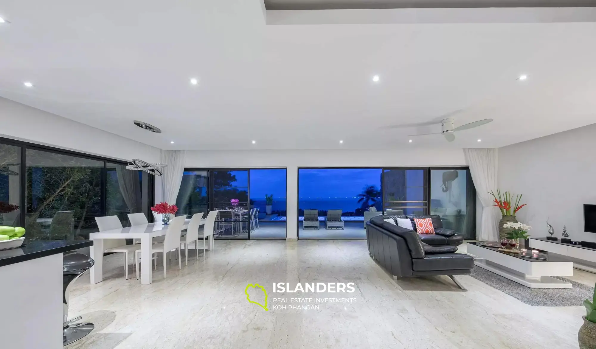 Villa Chaweng moderne de 3 chambres avec une vue imprenable sur la mer