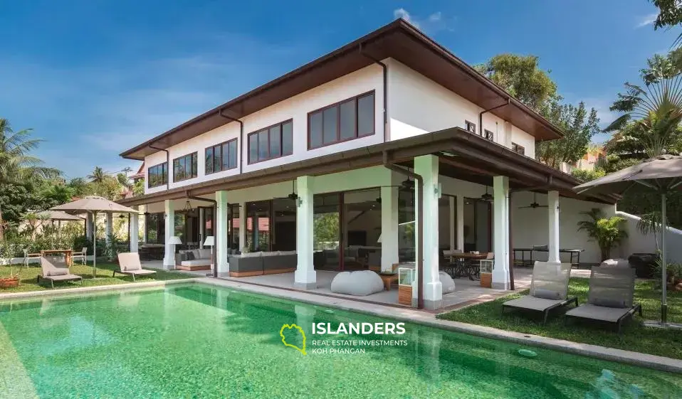 Spacious 8-Bedroom Chaweng Pool Villa