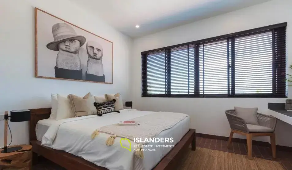 Spacious 8-Bedroom Chaweng Pool Villa