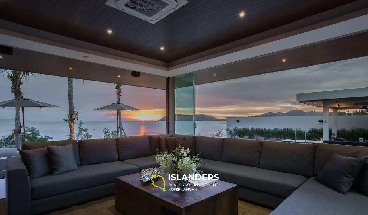 Beautiful 7BR Beachfront Villa with Sunset Views