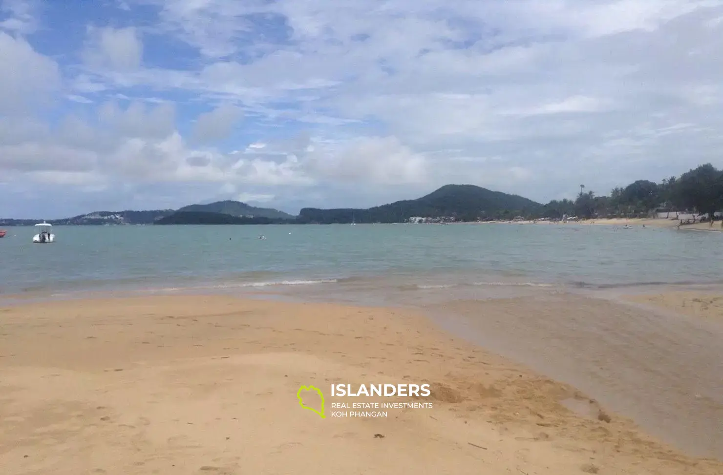 Beachfront Land for Sale in Maenam Beach