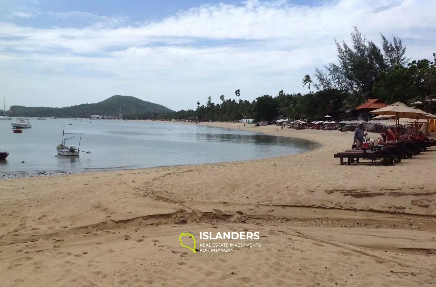 Beachfront Land for Sale in Maenam Beach