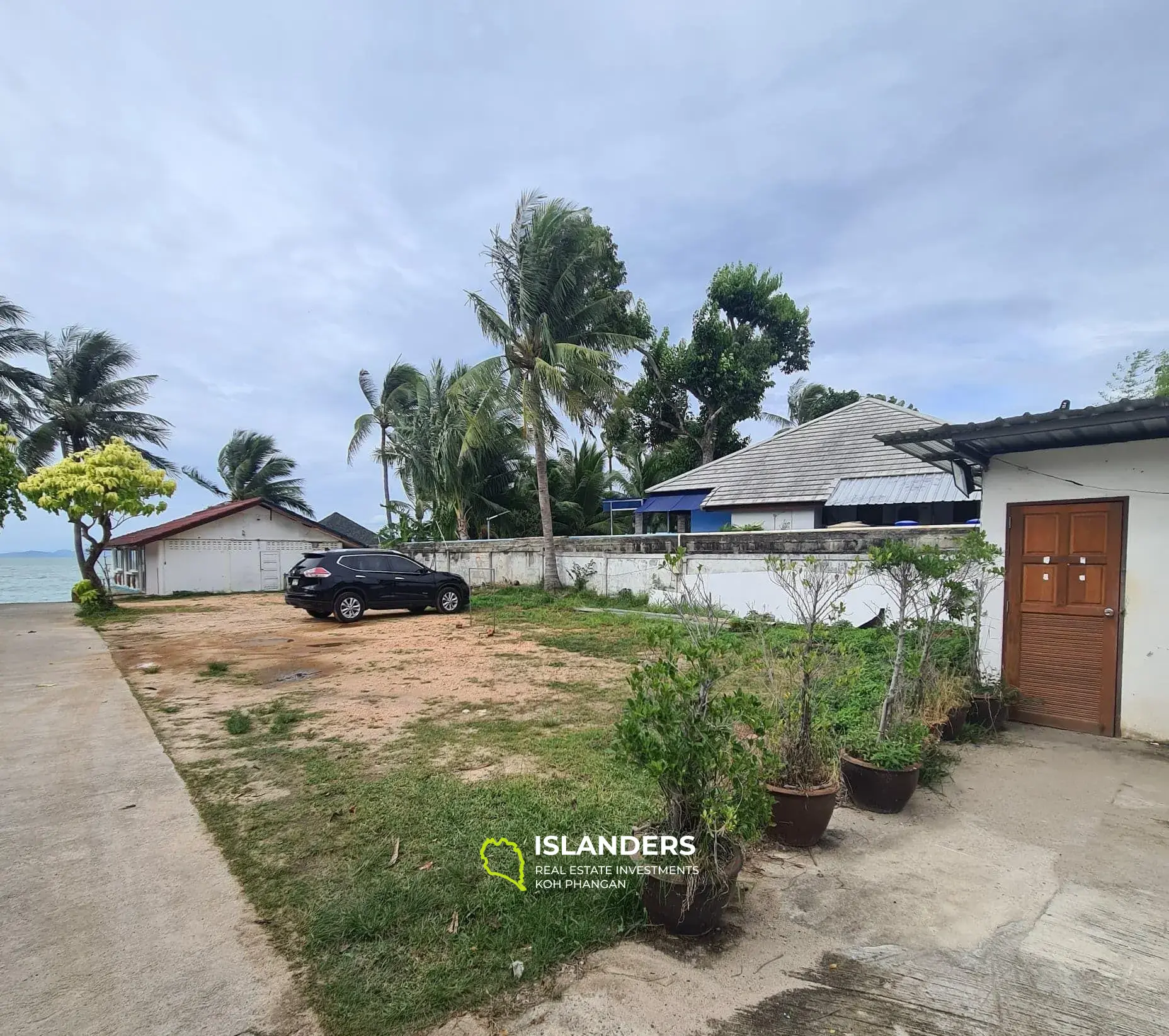 1 Rai Beachfront in Bangrak Beach for Sale 