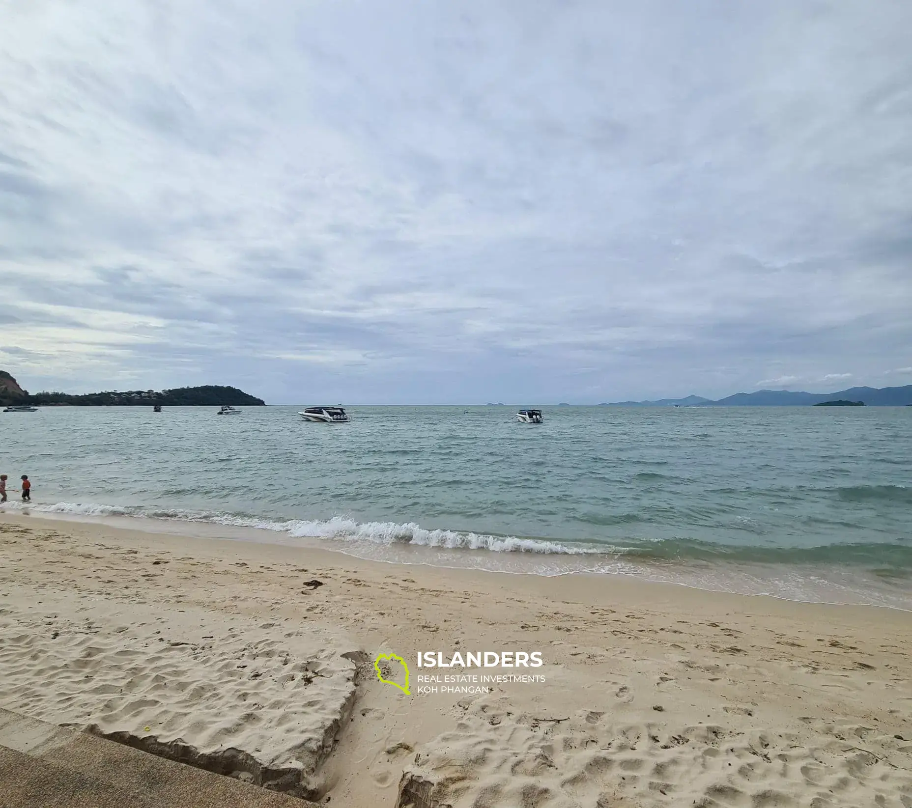 1 Rai Beachfront in Bangrak Beach for Sale 