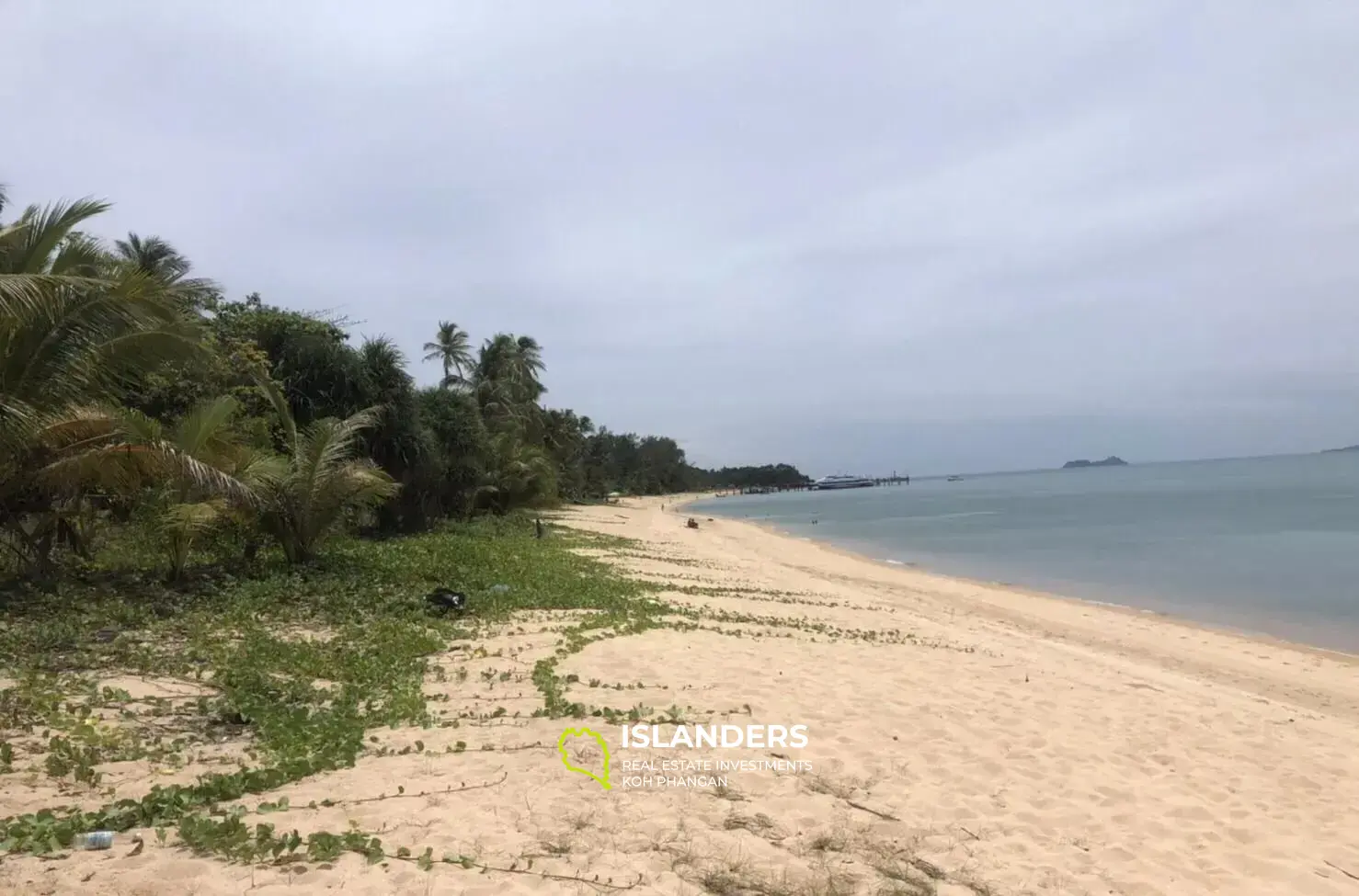 Strandgrundstück in der Nähe von Na Phra Lan zu verkaufen