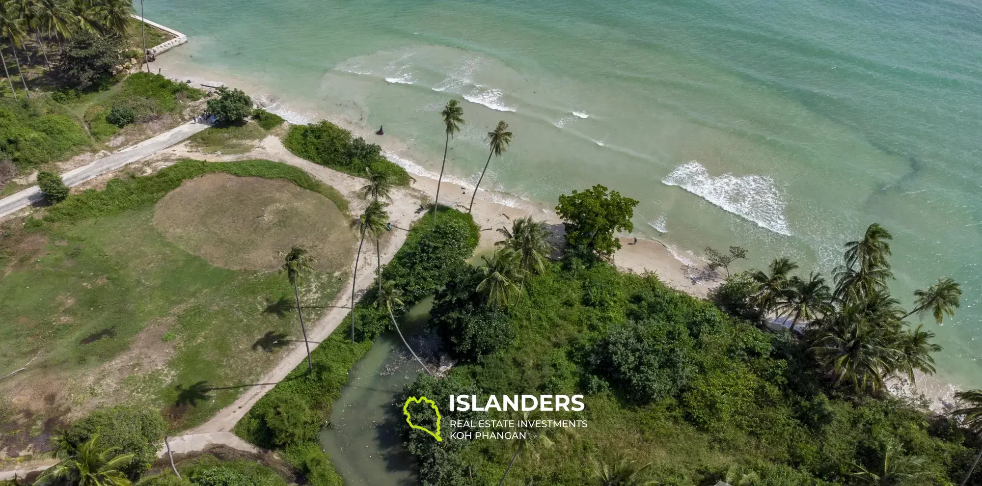 Strandgrundstück mit Südlage zum Verkauf in Laem Sor