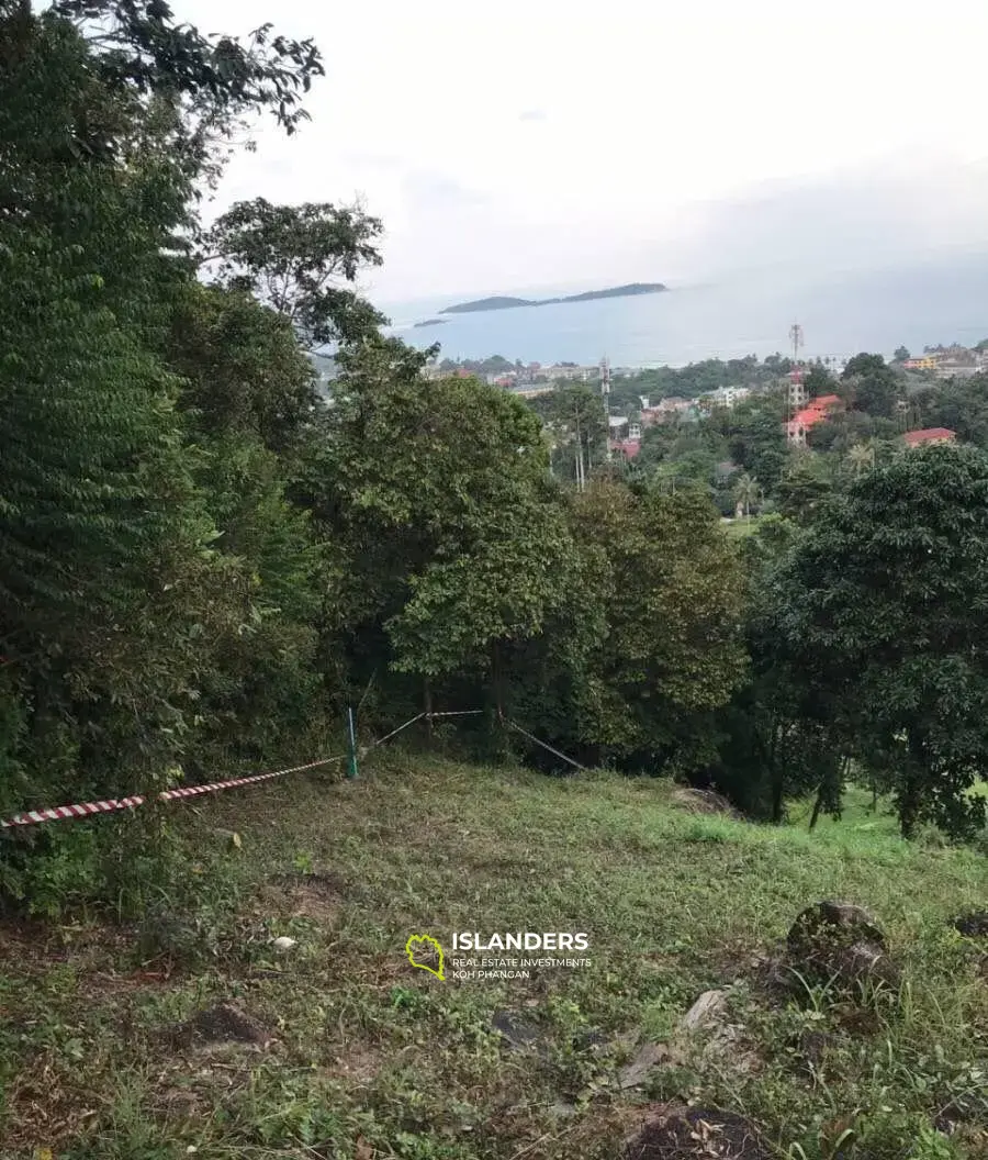 Terrain avec vue sur la mer à vendre à Chaweng Noi