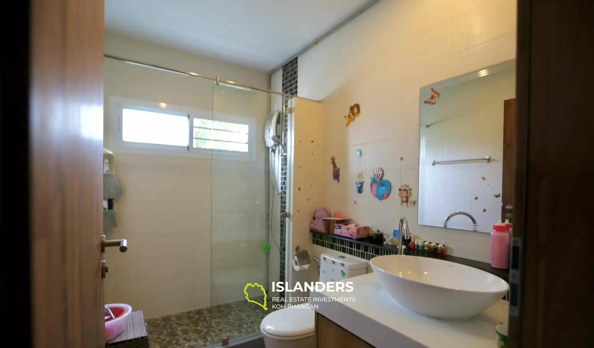 Spacious House for Sale in Samui