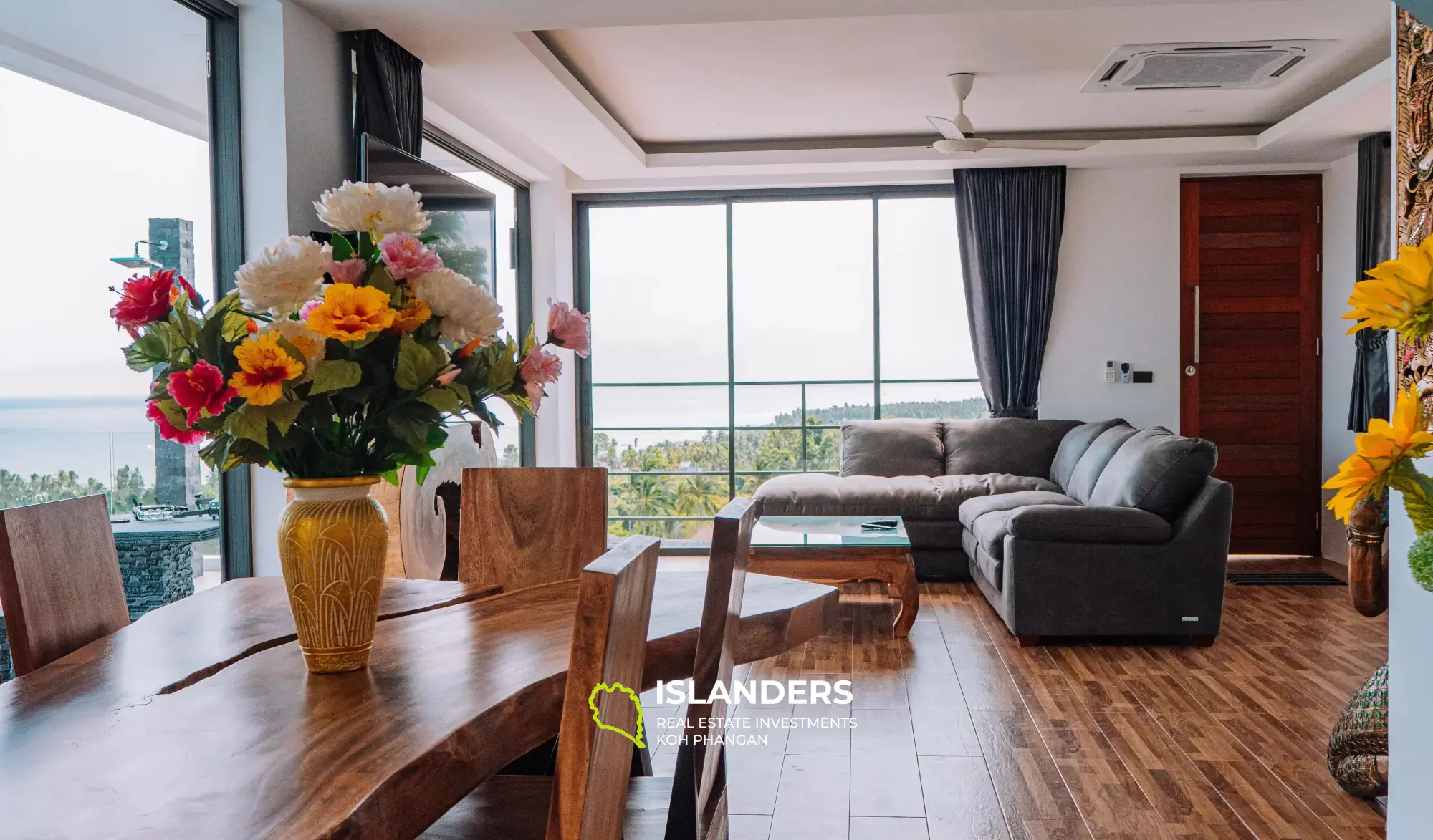 วิวทะเล 360 องศาและวิวภูเขา 5BR Villa ที่หัวถนน