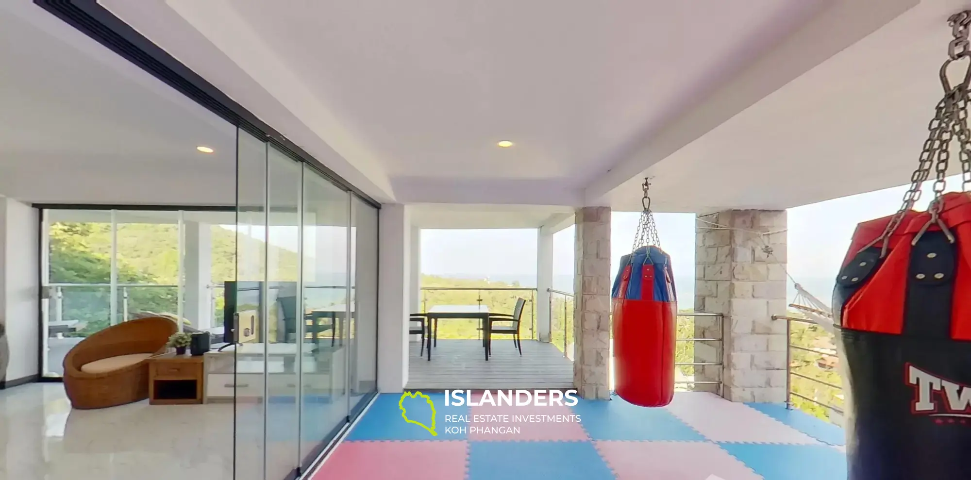 Villa 3 chambres avec piscine et vue mer à 360° à Maret