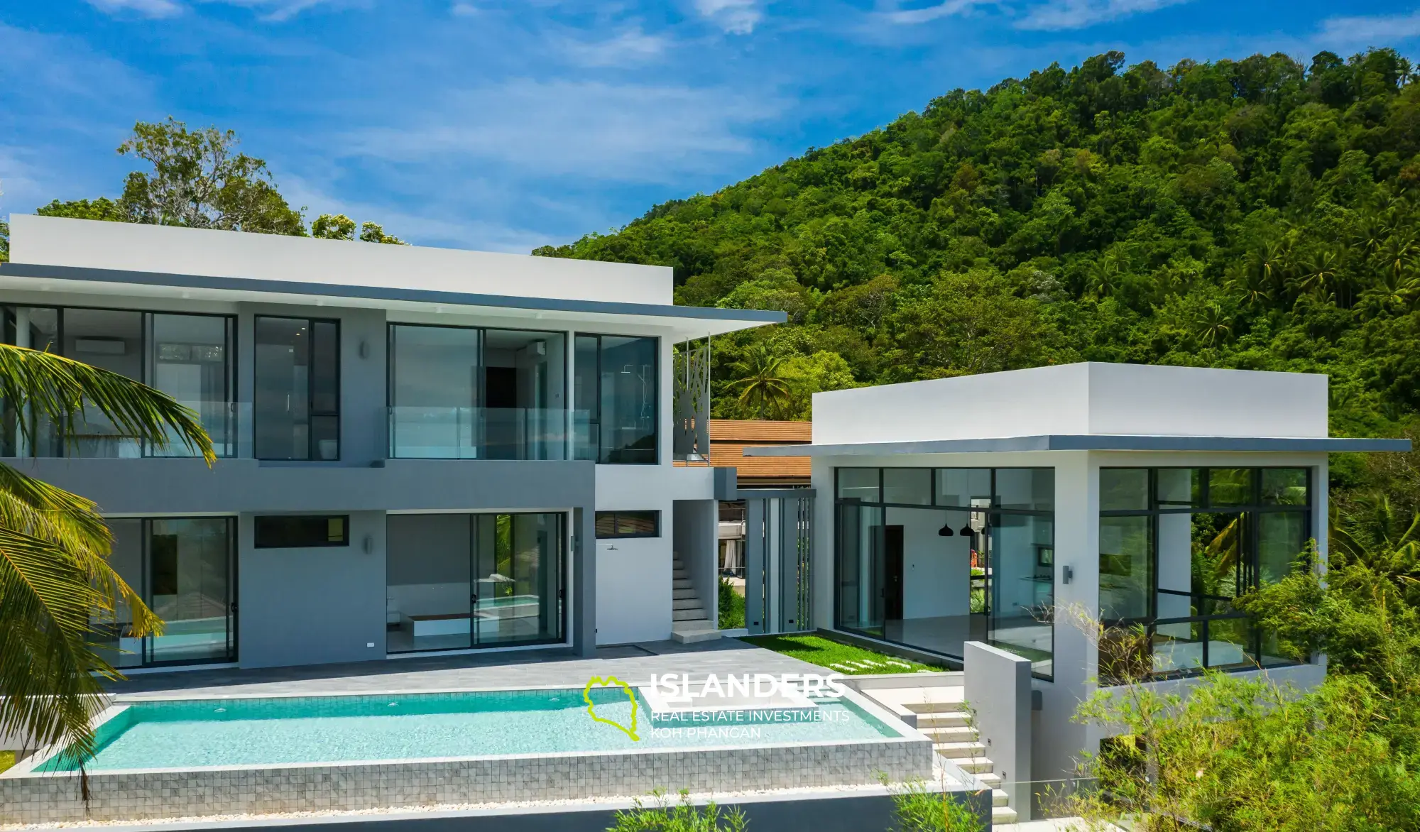 Poolvilla mit 4 Schlafzimmern und Meerblick in Angthong Villas