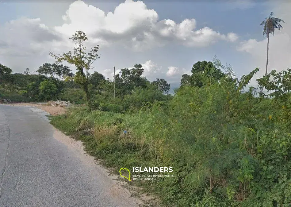 Sea View Land at End of Street in Plai Laem