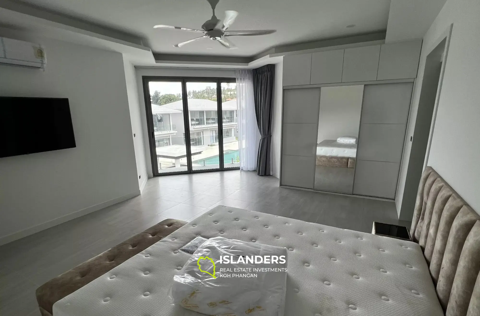 Brand-New Villa 4 Bedroom in Koh Samui