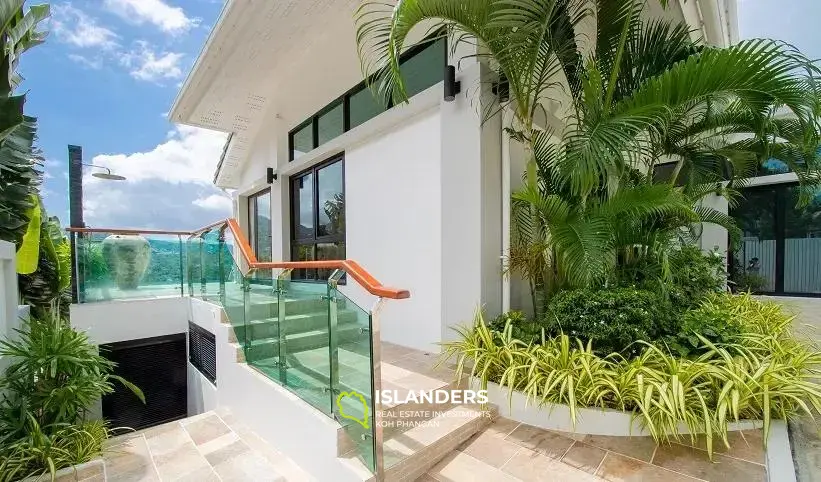 3 Bed Perfect Family Villa with Gym and Amazing Views in Bo Phut