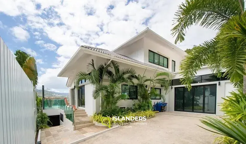 Perfekte Familienvilla mit 3 Schlafzimmern, Fitnessraum und herrlicher Aussicht in Bo Phut