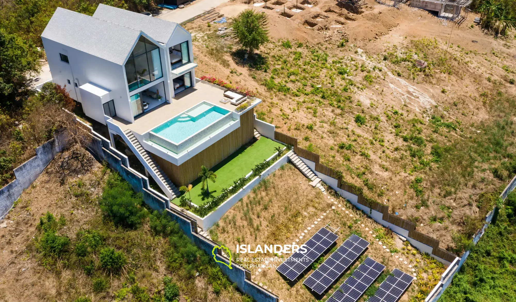 Wunderschöne Poolvilla mit 3 Schlafzimmern und Meerblick bei Sonnenuntergang und Solaranlage auf Koh Samui