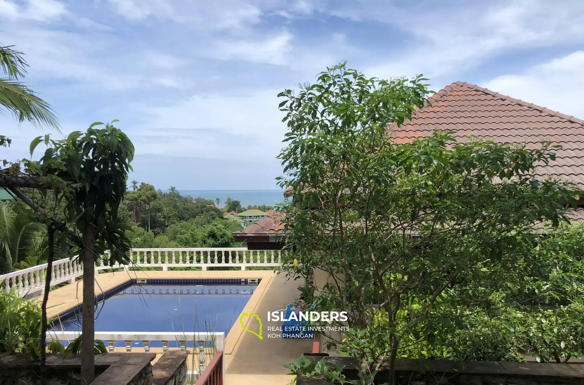 Villa 4 chambres avec piscine et vue sur la mer et appartement à Maret