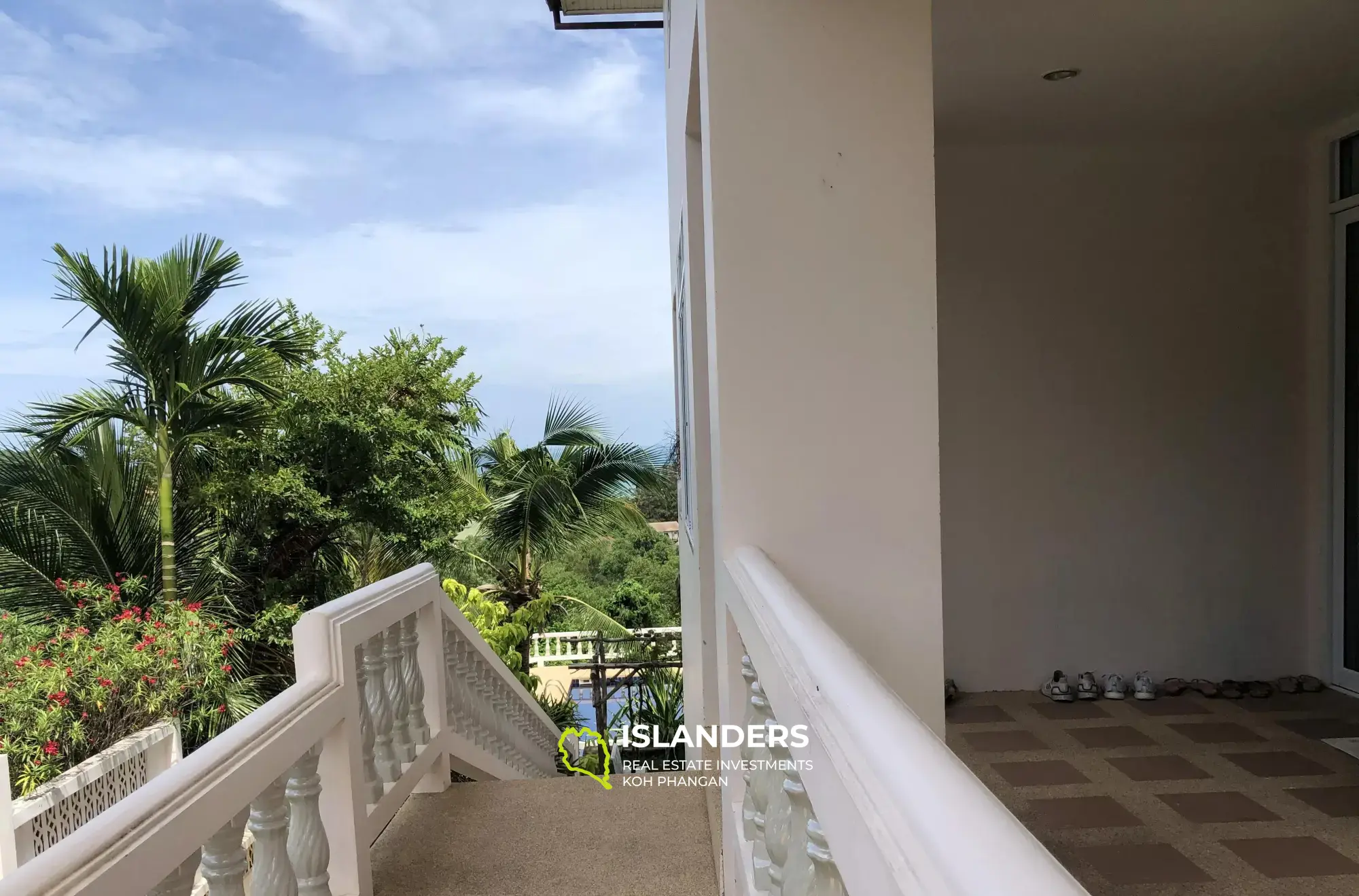 4 Bedroom Sea View Pool Villa plus Apartment in Maret