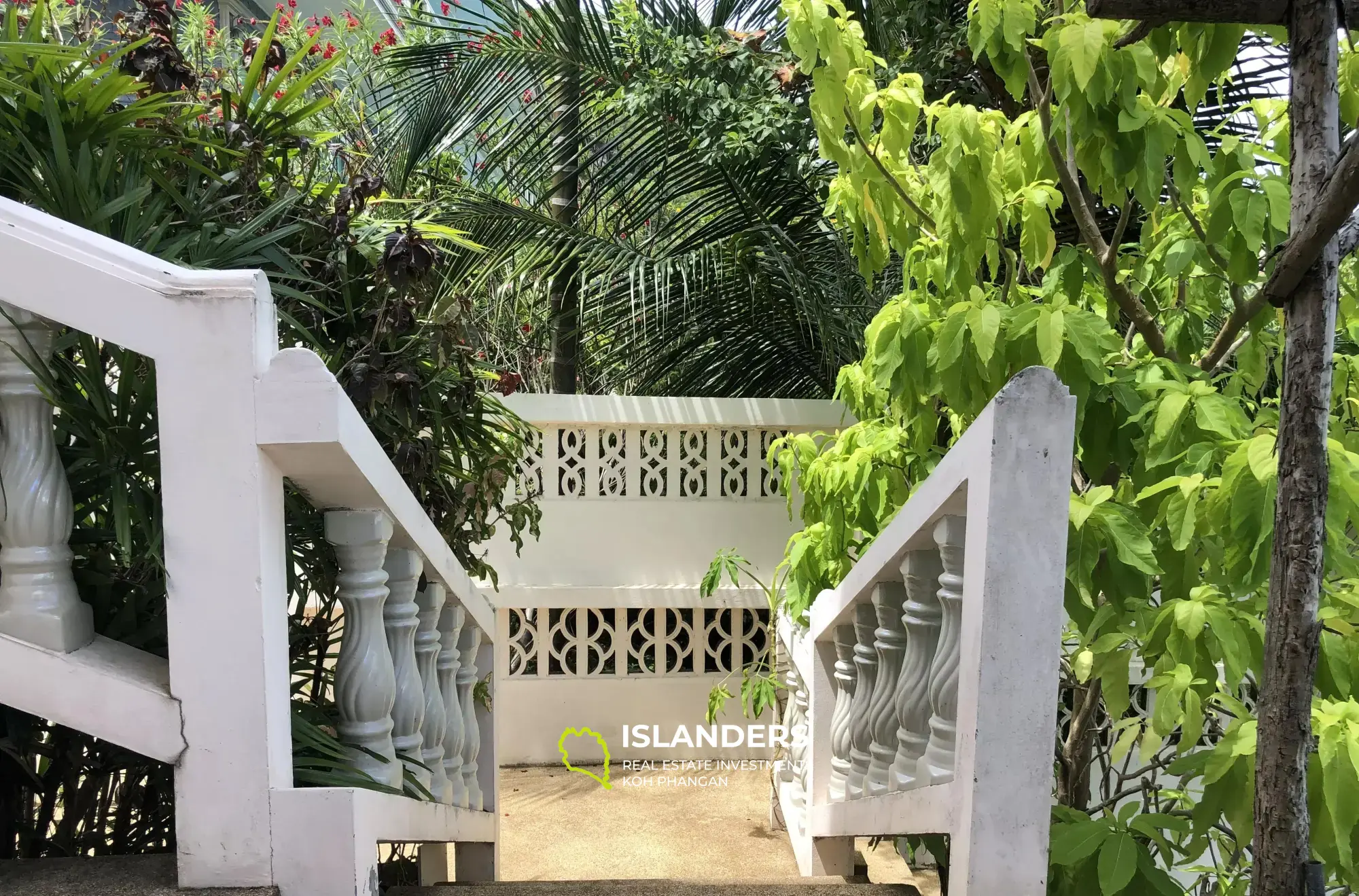 Villa 4 chambres avec piscine et vue sur la mer et appartement à Maret