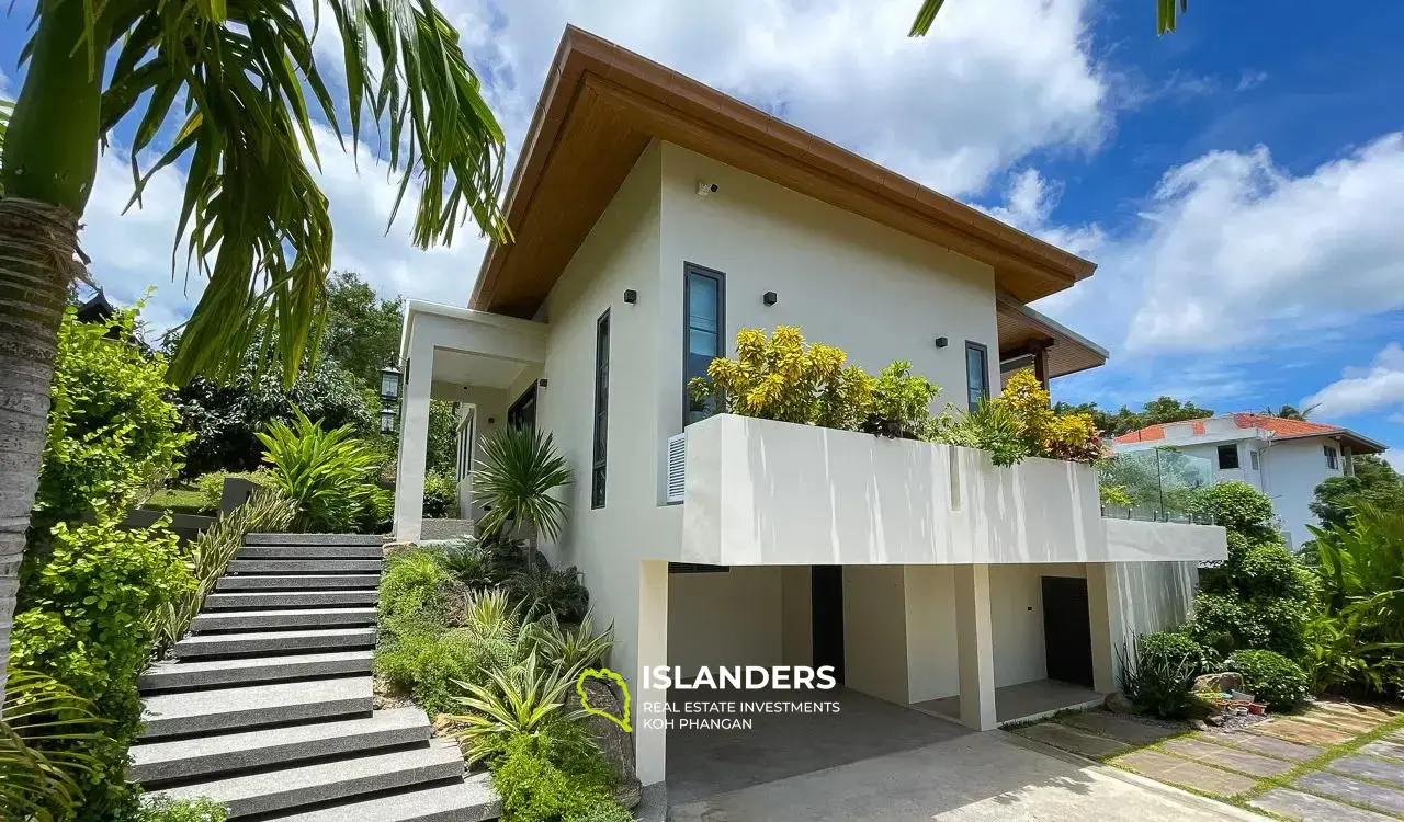 Villa de 4 chambres avec piscine à Plai Laem sur un immense terrain paysagé