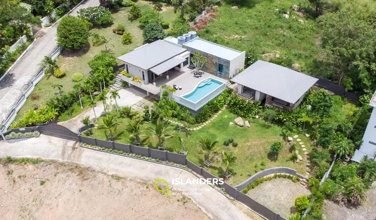 Villa de 4 chambres avec piscine à Plai Laem sur un immense terrain paysagé