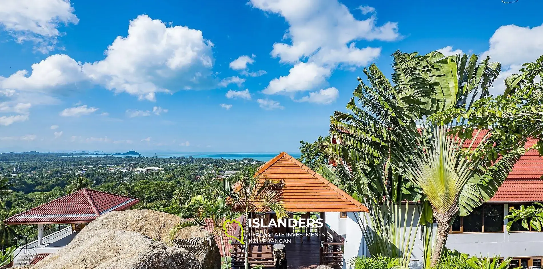 Beau terrain avec bâtiment près de la plage de Nathon à vendre