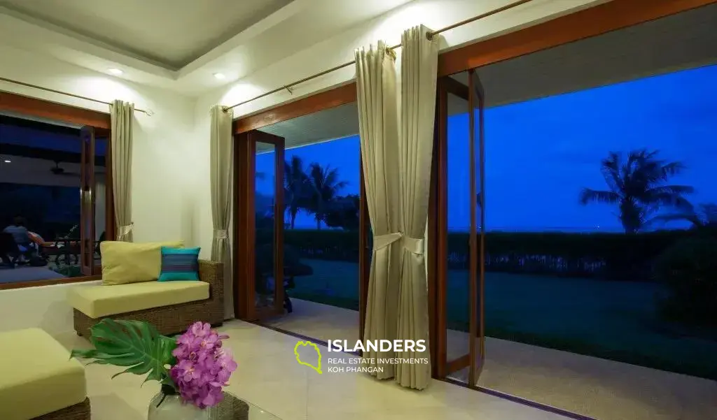 Villa 4 chambres avec piscine en bord de mer à Na Muang et grand jardin