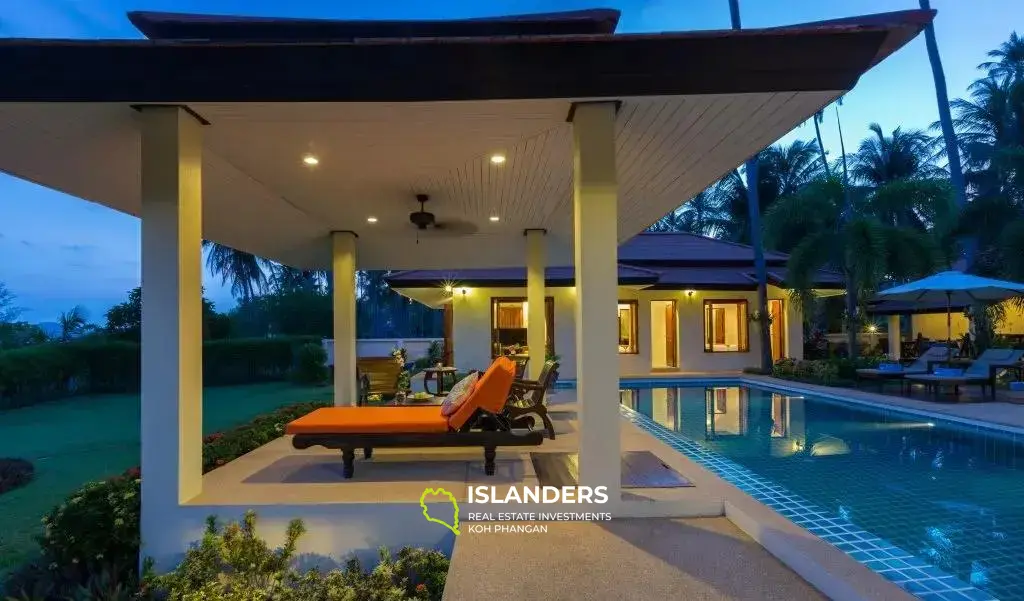 Villa 4 chambres avec piscine en bord de mer à Na Muang et grand jardin