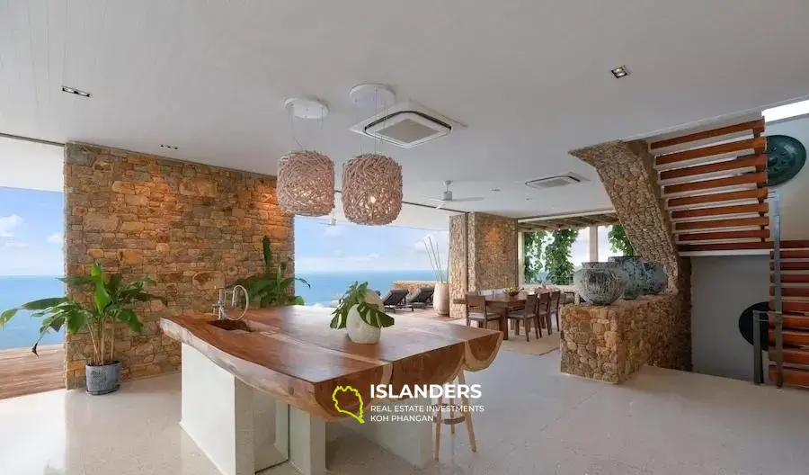 Ultimate Luxury Villa with the Sea View in Taling Ngam