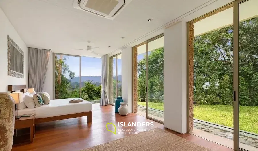 Ultimate Luxury Villa with the Sea View in Taling Ngam