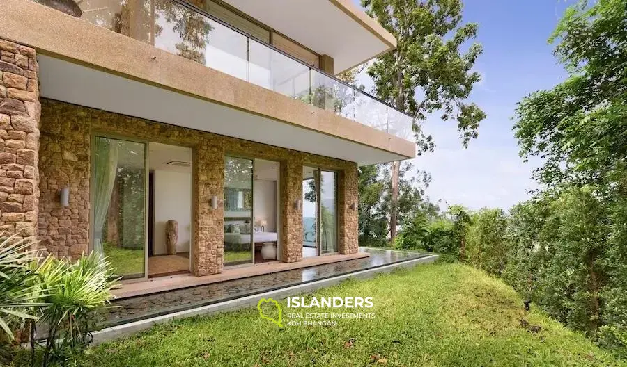 Ultimate Luxury Villa with the Sea View in Taling Ngam