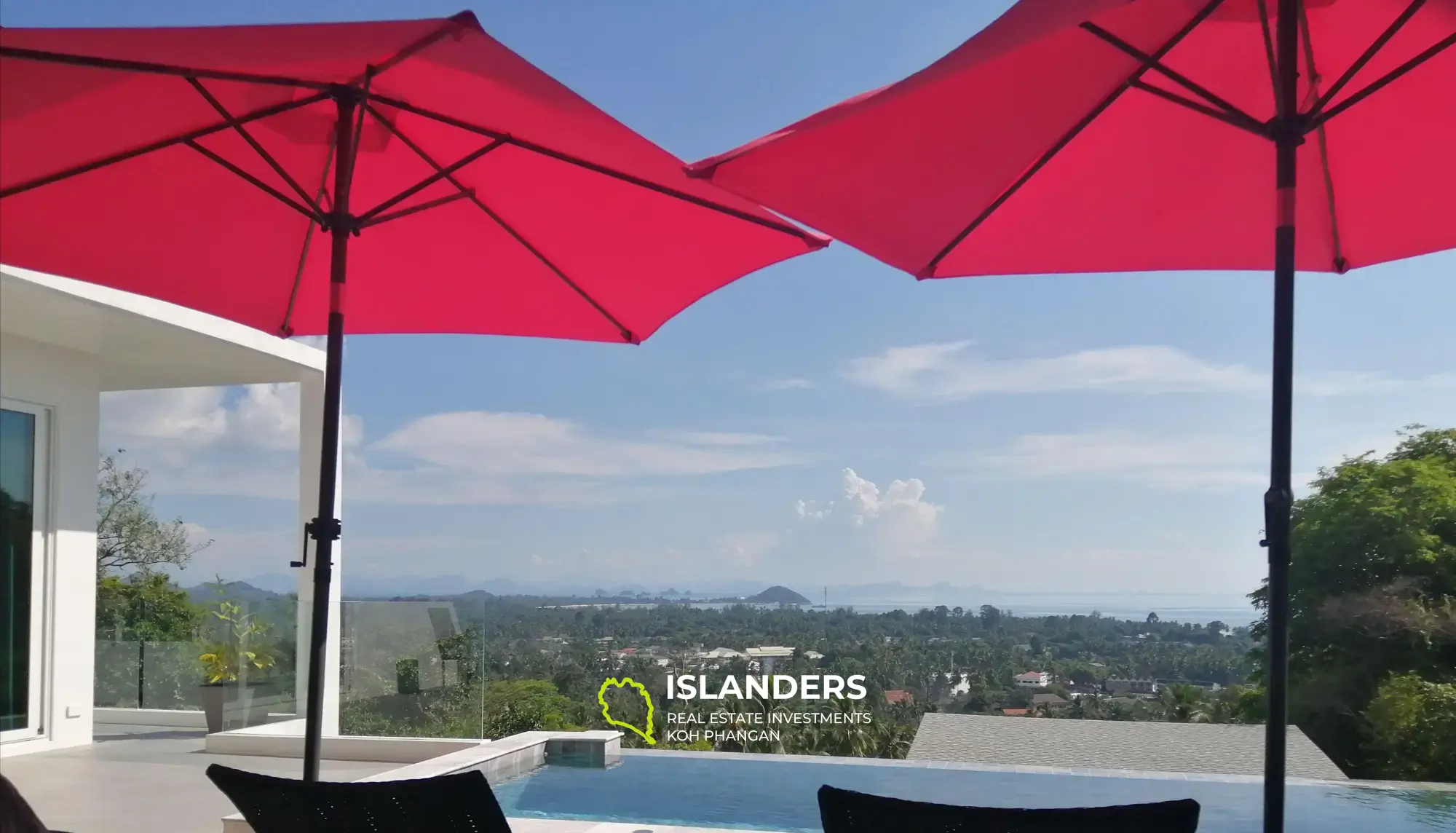 Villa mit 4 Schlafzimmern und Blick auf das Meer bei Sonnenuntergang